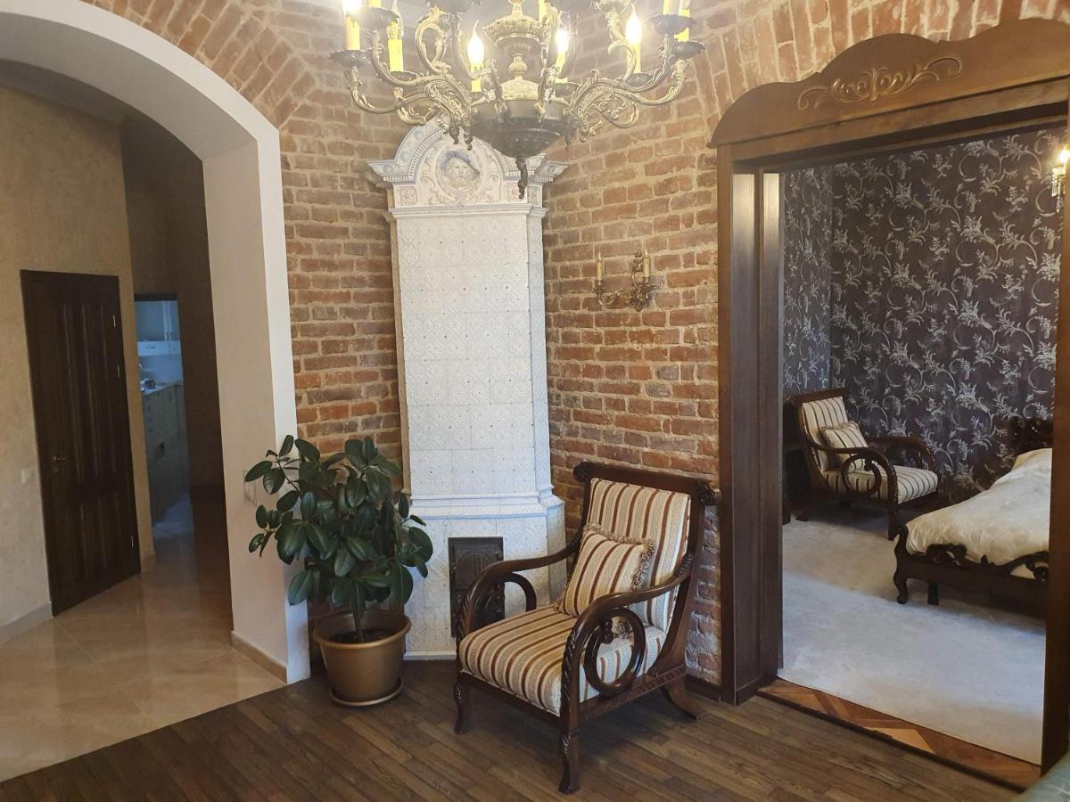 Апартаменти У Шевальє. Lviv Exteriör bild