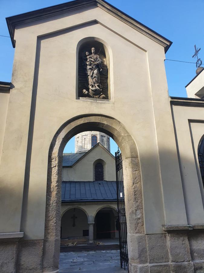 Апартаменти У Шевальє. Lviv Exteriör bild