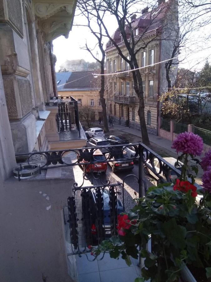 Апартаменти У Шевальє. Lviv Exteriör bild